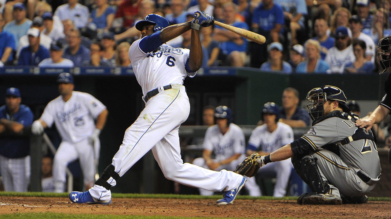 Royals are batting .275 against left-handers entering series with Boston